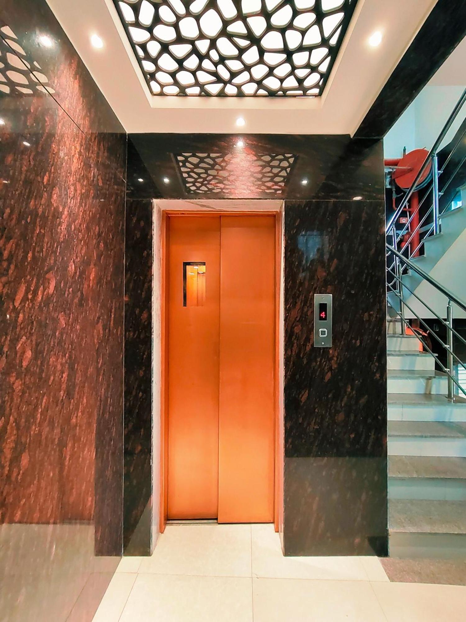 Hotel Steam 加尔各答 外观 照片